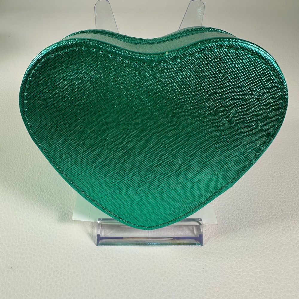 5/$25••NEW Women’s Heart Green Jewelry Case - Picture 4 of 5